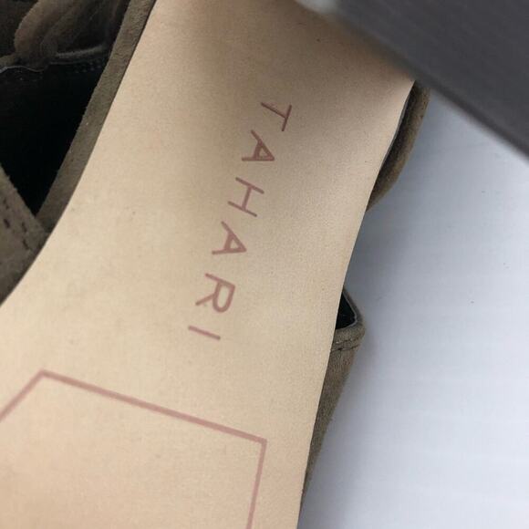 New! Tahari peep toe block heel bootie NWOT - Picture 8 of 12